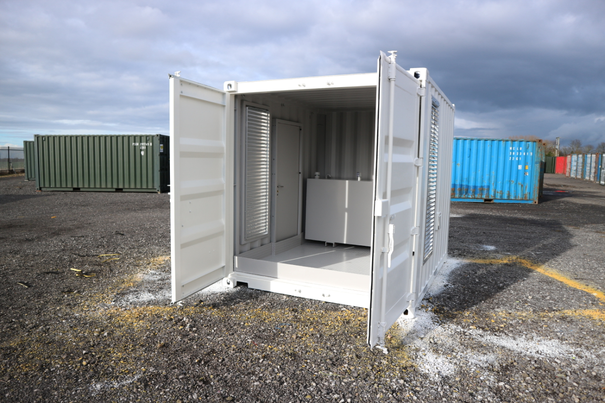 10ft container converted to generator - Container Container